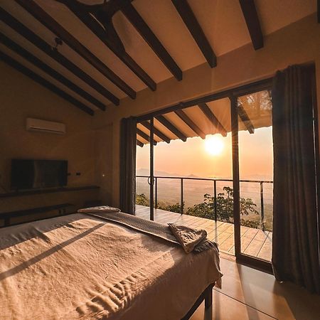 Villa Canopy مينسا المظهر الخارجي الصورة